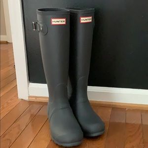 Grey Hunter boots 6